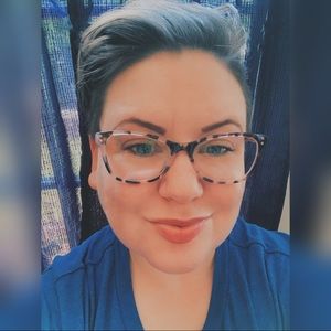 Meet your Posher, Nikki